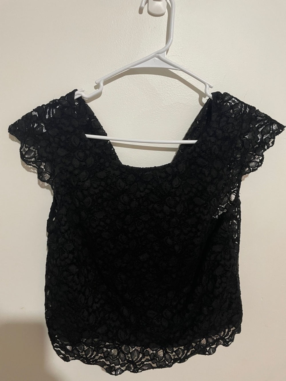 Talula Black Lace Cap-Sleeve Shell